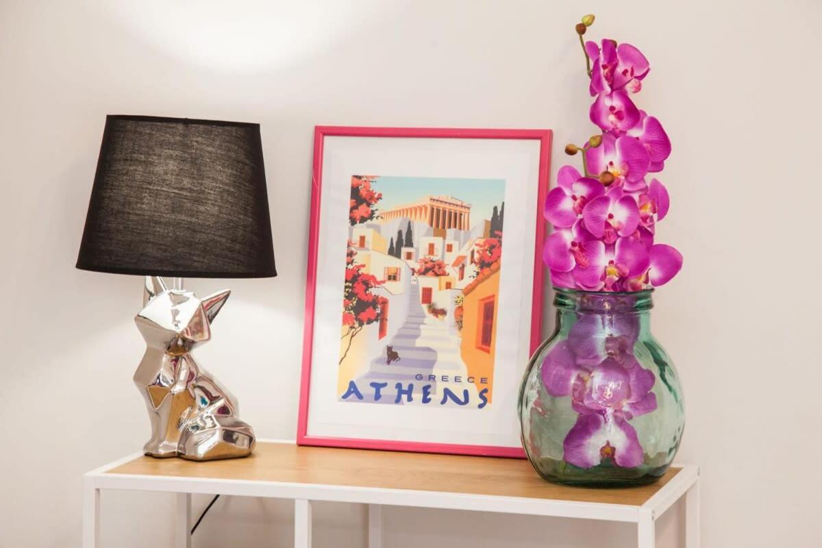 Contemporary Stylish Apartment Located Near Metaxourgeio Area Athen Eksteriør billede