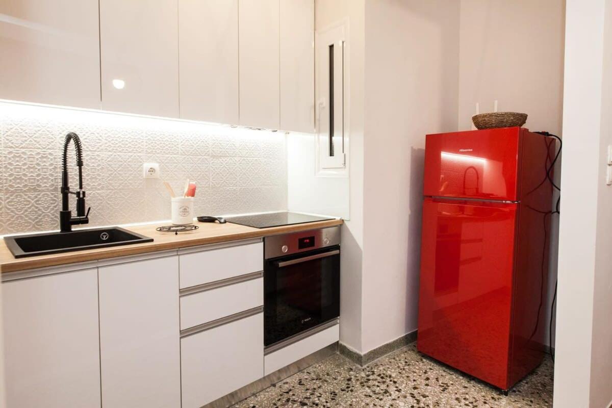 Contemporary Stylish Apartment Located Near Metaxourgeio Area Athen Eksteriør billede