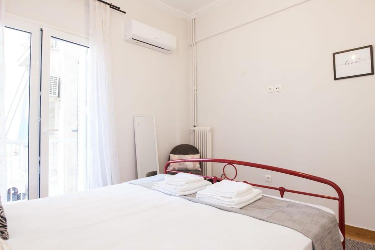 Contemporary Stylish Apartment Located Near Metaxourgeio Area Athen Eksteriør billede