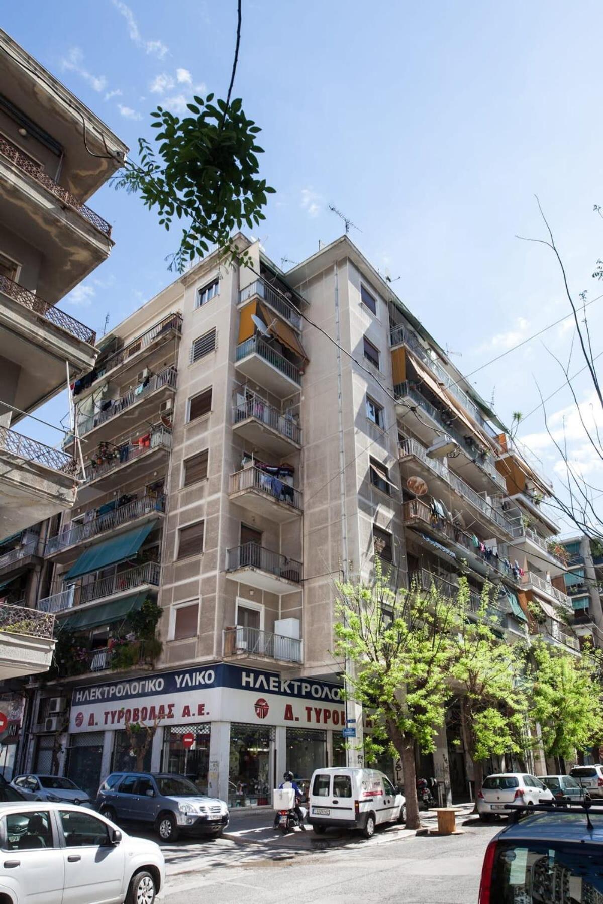 Contemporary Stylish Apartment Located Near Metaxourgeio Area Athen Eksteriør billede